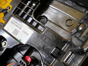 LAMPA TYŁ TYLNA LEWY LEWA FORD BRONCO 21-