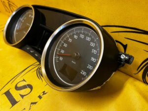 ZEGARY LICZNIK PRĘDKOŚCIOMIERZ OBROTOMIERZ PEUGEOT 508 I RXH 2.0 HDI EU