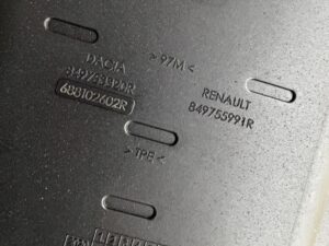 WKŁAD KUWETA PODŁOGA WYKŁADZINA BAGAŻNIKA DACIA SANDERO III 2023R