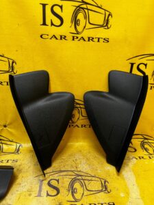 OSŁONA BOCZEK DESKI LEWY MERCEDES A KLASA W177