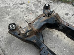 WÓZEK BELKA SANKI ZAWIESZENIE KOŁYSKA TYŁ RANGE ROVER VELAR L560 2.0D