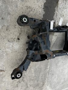 WÓZEK ZAWIESZENIA BELKA SANKI KOŁYSKA TYŁ RANGE ROVER EVOQUE 2 L551