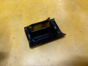 PRZELOTKA PROWADNICA PASA BEZPIECZEŃSTWA TYŁ LEWY VOLVO XC90 II