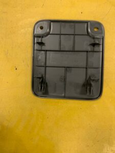 OSŁONA ZAŚLEPKA ŚCIANY PAKI LEWA NISSAN E-NV200