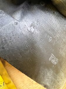 OSŁONA AMORTYZATORA TYŁ LEWY MERCEDES GL X166