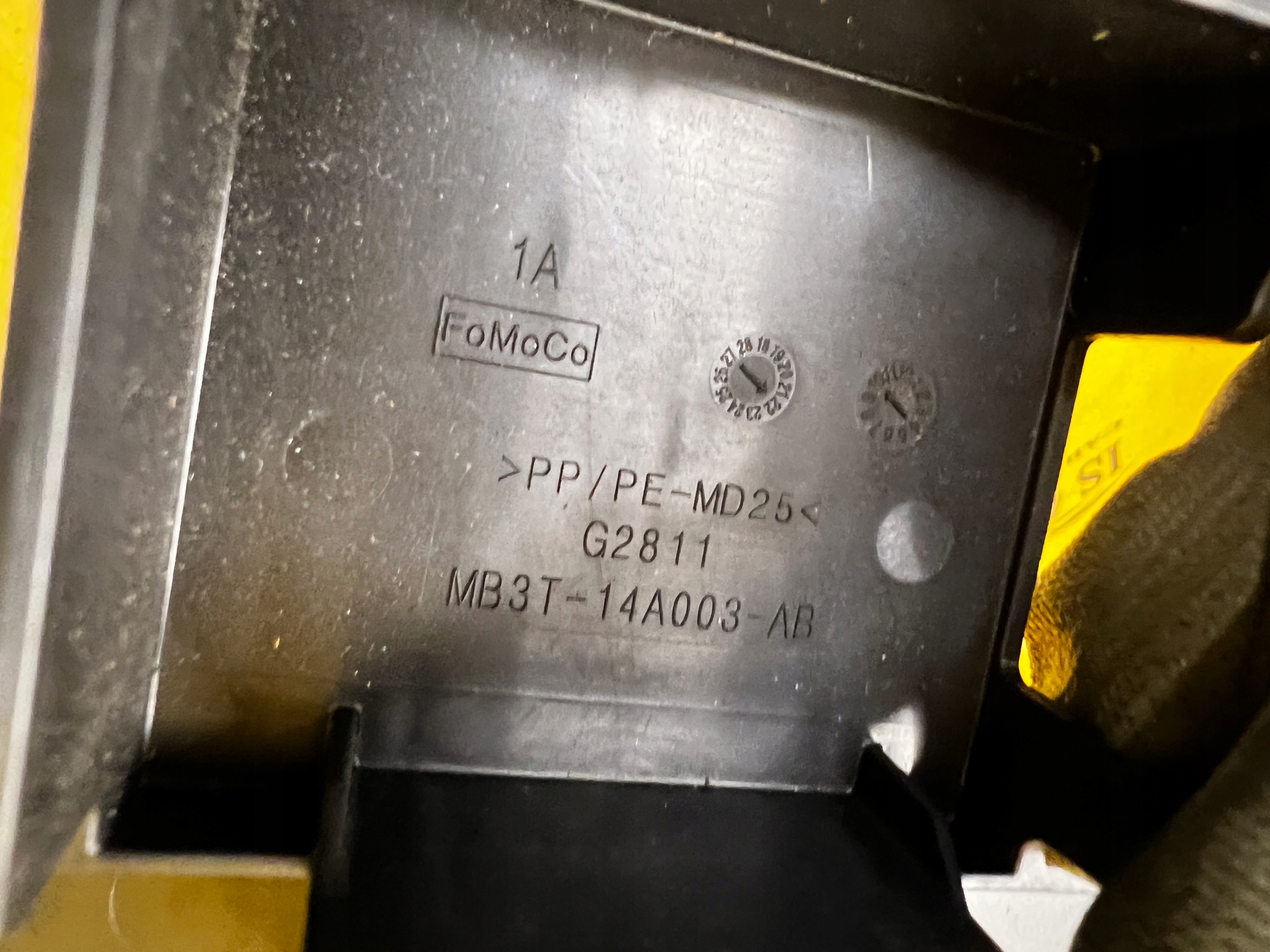 SKRZYNKA BEZPIECZNIKÓW FORD BRONCO 21- 2.7 V6 ECOBOOST