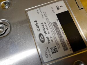 MODUŁ WZMACNIACZ RADIA LR RANGE ROVER EVOQUE II L551