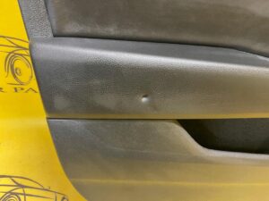 BOCZEK TAPICERKA DRZWI LEWY PRZÓD VOLKSWAGEN ARTEON