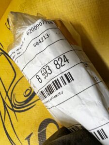 8 X ŚRUBA KOLEKTORA SSĄCEGO M6X33,5 BMW B36 B38 B46 B47 B48 NOWA OEM