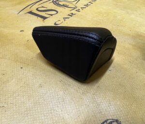 OSŁONA ZAŚLEPKA PODŁOKIETNIK SŁUPKA B PRAWA PORSCHE PANAMERA 970 I LIFT