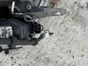 ZWROTNICA PIASTA TARCZA ZACISK TYŁ PRAWY LAND ROVER DISCOVERY V L462 2.0 D