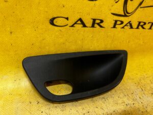 OSŁONA WNĘKA KLAMKI WEWNĘTRZNEJ LEWA BMW 5 F10 F11