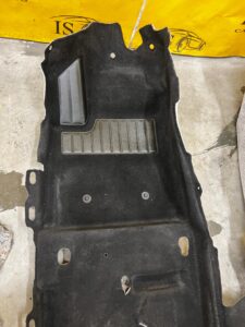 MATA DYWAN WYKŁADZINA PODŁOGI PRZÓD PRZEDNIA RENAULT ESPACE VI EU