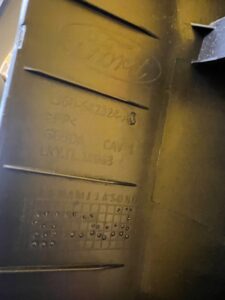 OSŁONA TAPICERKA POSZYCIE KLAPY TYŁ BAGAŻNIKA FORD ESCAPE MK4 USA