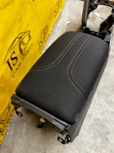 PODŁOKIETNIK SCHOWEK TUNELU NISSAN X-TRAIL T32