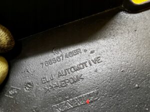 CHLAPACZ OSŁONA NAKŁADKA LISTWA PROGU TYŁ PRAWY PRAWA DACIA JOGGER