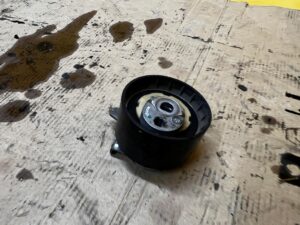 NAPINACZ PASKA ROZRZĄDU RENAULT DACIA NISSAN MERCEDES 1.5 BLUE DCI