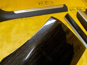 DEKOR RAMKA OSŁONA DESKI KONSOLI KOKPITU DREWNO BMW 7 F01 EU