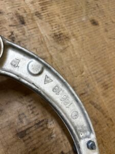 WAHACZ PRZÓD PRZEDNI LEWY GÓRNY MERCEDES GLS X166