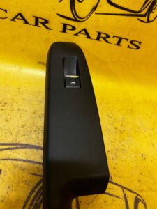 PRZEŁĄCZNIK SZYBY PRAWY PRZÓD FORD KUGA MK3 ESCAPE