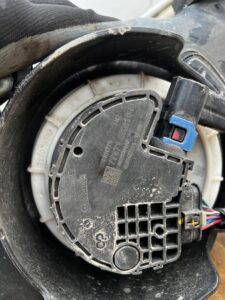 ZBIORNIK BAK WLEW POMPA ADBLUE TOYOTA HILUX VIII 2020 2.4D