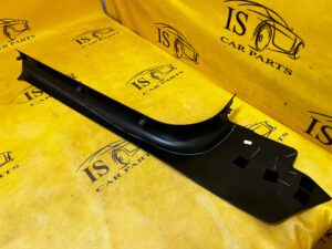 OSŁONA NAKŁADKA LISTWA PROGOWA PRAWY PRAWA CHEVROLET CORVETTE C5 97-04