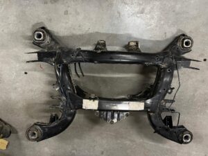 WÓZEK BELKA SANKI ZAWIESZENIE KOŁYSKA TYŁ BMW X5 F15 X6 F16 EU