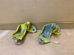 KOMPLET ZAWIASY DRZWI PRZÓD PRAWY FORD MUSTANG VI MK6 S550 GT 5.0