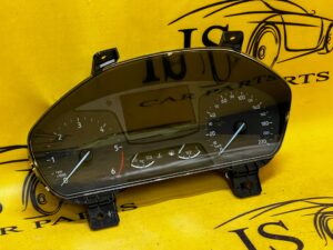 WYŚWIETLACZ ZEGARY PRĘDKOŚCIOMIERZ FORD FIESTA MK8