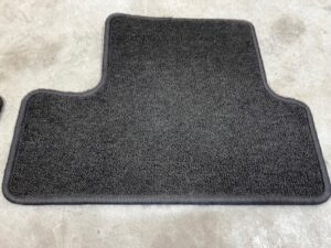 DYWANIKI WYCIERACZKI WELUROWE TYŁ ORYGINALNE RENAULT MEGANE IV HB