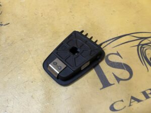 TAPICERKA BOCZEK BAGAŻNIKA TYŁ LEWY LEWA 7 OSÓB VOLVO XC90 II