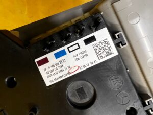 LAMPKA OŚWIETLENIE PODSUFITKI PRZÓD SZYBERDACH MERCEDES GL X166 GRAY