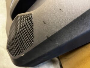 BOCZEK TAPICERKA DRZWI PRAWY PRZÓD DACIA SANDERO STEPWAY III EU