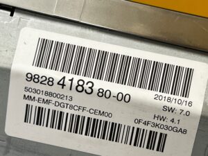 EKRAN WYŚWIETLACZ NAWIGACJA PEUGEOT 3008 II 5008 2