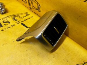 KRATKA NAWIEWU TYŁ PRAWA PRAWY ŚRODKOWA PORSCHE PANAMERA 970 I LIFT