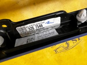 LISTWA BŁOTNIKA TYŁ PRAWY FORD BRONCO 21- VELOCITY BLUE PEARL METALIC