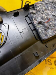 LEWA OSŁONA TUNELU ŚRODKOWEGO RENAULT CLIO V HB