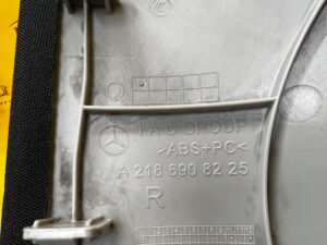 POSZYCIE OSŁONA OBUDOWA SŁUPKA C TYŁ PRAWY MERCEDES CLS W218 SHOOTING BRAKE