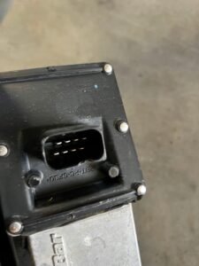 STABILIZATOR PRZÓD PRZEDNI ELEKTRYCZNY JEEP WRANGLER JL