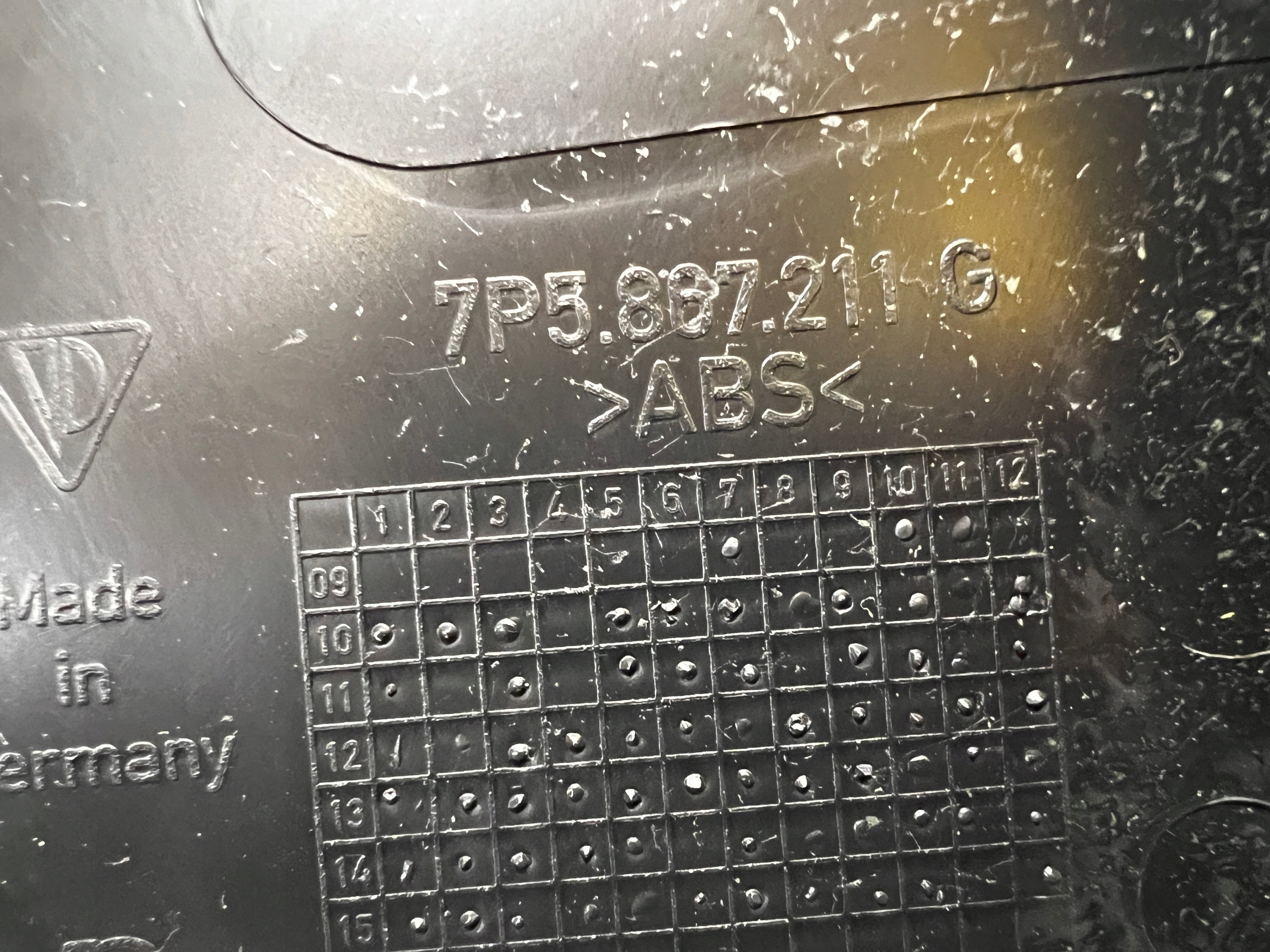 BOCZEK TAPICERKA DRZWI LEWY TYŁ PORSCHE CAYENNE 7P5 LIFT