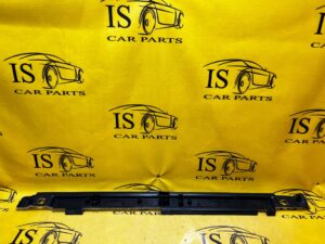 LISTWA OSŁONA PRAWA RANGE ROVER VOGUE L405