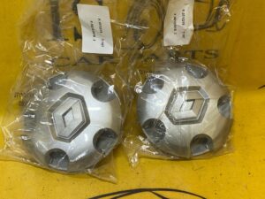 4 X DEKIELKI KOŁPAKI FELGI STALOWEJ RENAULT TRAFIC III NOWE OEM