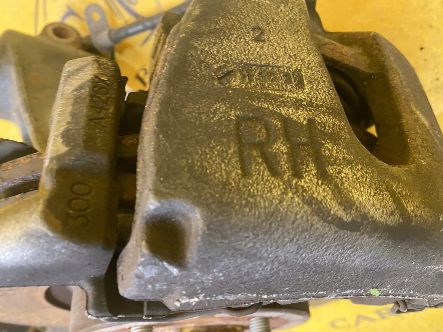 FORD C-MAX MK2 ZWROTNICA PIASTA PRZEDNIA PRAWA