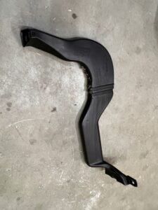 WLOT KANAŁ PRZEWÓD POWIETRZA DACIA DUSTER II 2