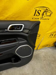 TAPICERKA BOCZEK DRZWI PRZÓD LEWY JEEP GRAND CHEROKEE WK2 HARMAN/HARDON