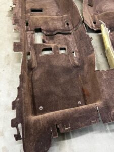 KOMPLET WYKŁADZINY WYKŁADZINY BRĄZOWE PRZÓD TYŁ AUDI A8 D4 LONG