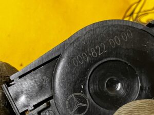 GŁOŚNIK GŁOŚNICZEK PDC CZUJNIKÓW PARKOWANIA MERCEDES E-KLASA W213 KOMBI