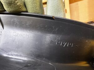 LISTWA NAKŁADKA PROGOWA PRÓG LEWA LEWY VOLKSWAGEN GOLF VIII HB