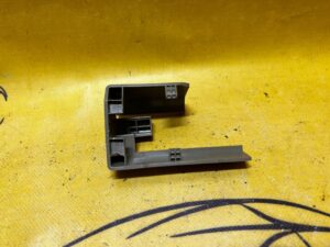 OSŁONA PLASTIK SZYNY FOTELA RANGE ROVER VOGUE L405