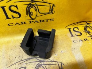 ZAŚLEPKA PASA BEZPIECZEŃSTWA TYLNEGO TYŁ SKODA SCALA